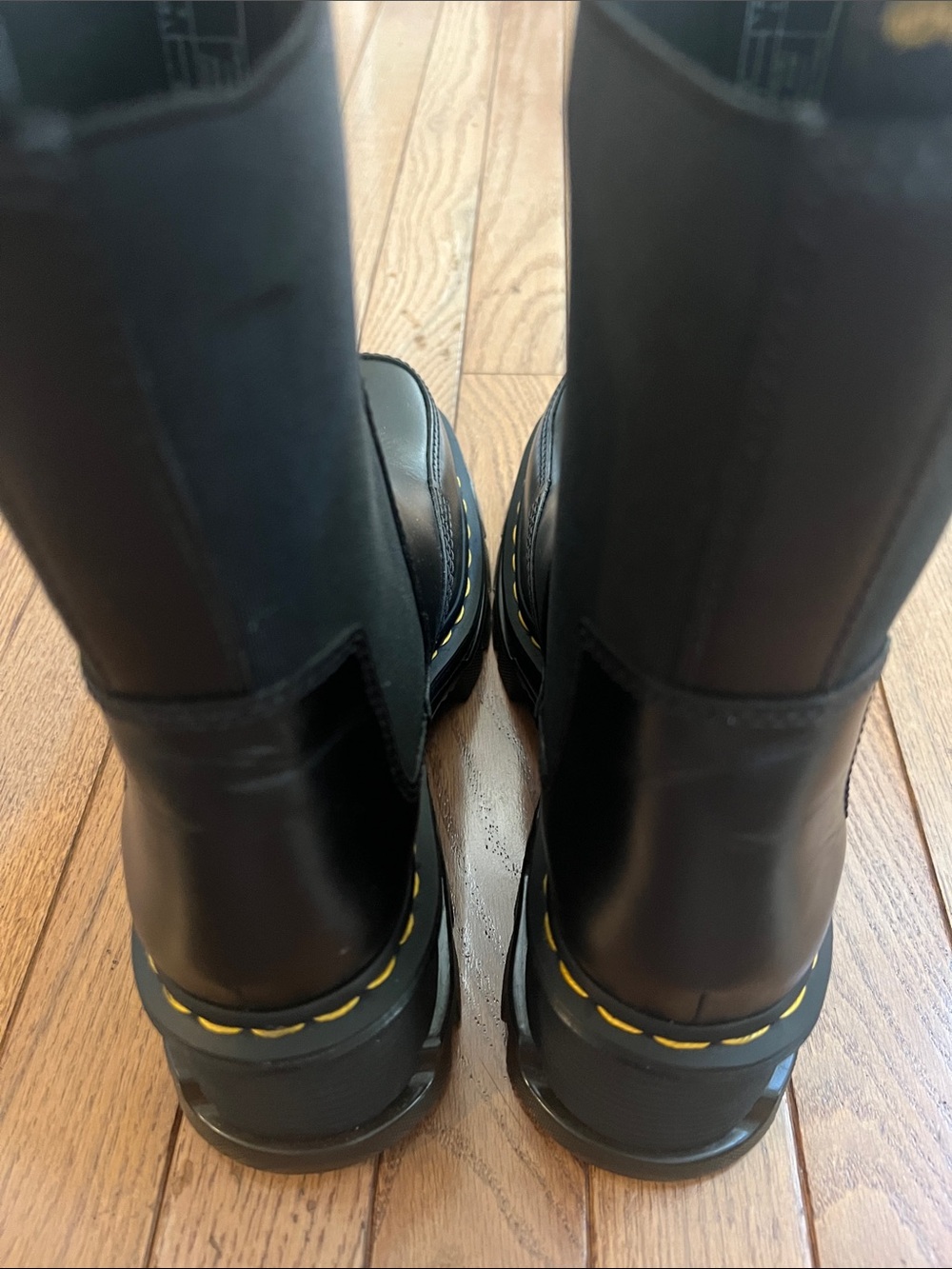 DR Martens women’s CORRAN CHELSEA ATLAS LEATHER HEELED BOOTS - Picture 5 of 16